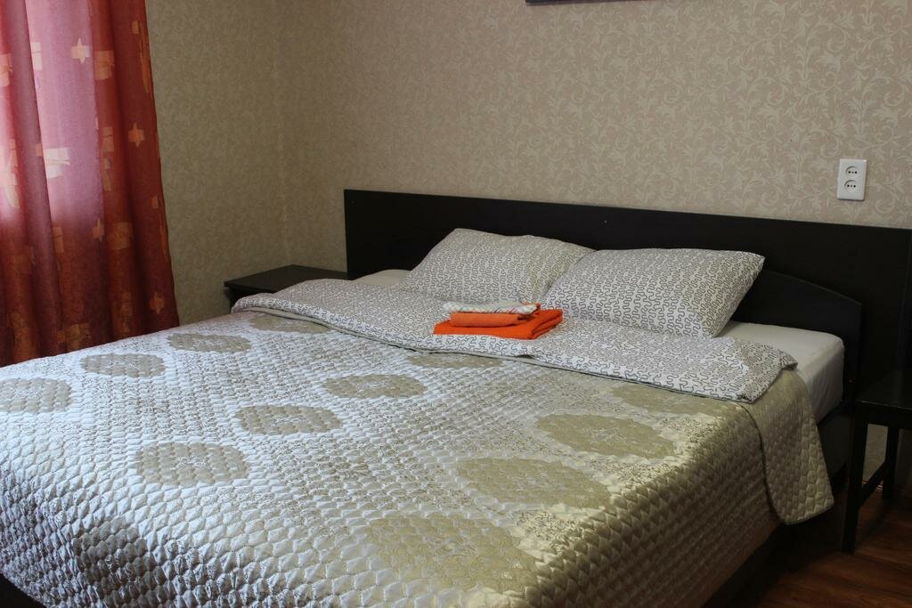 Гостиница Центральная Нижняя Тура-86