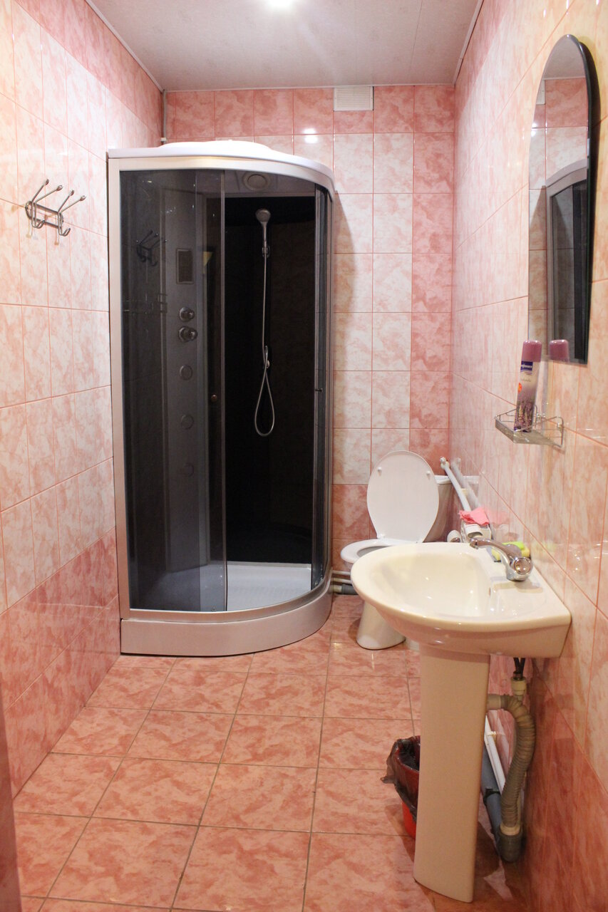 Гостиница Центральная Нижняя Тура-141