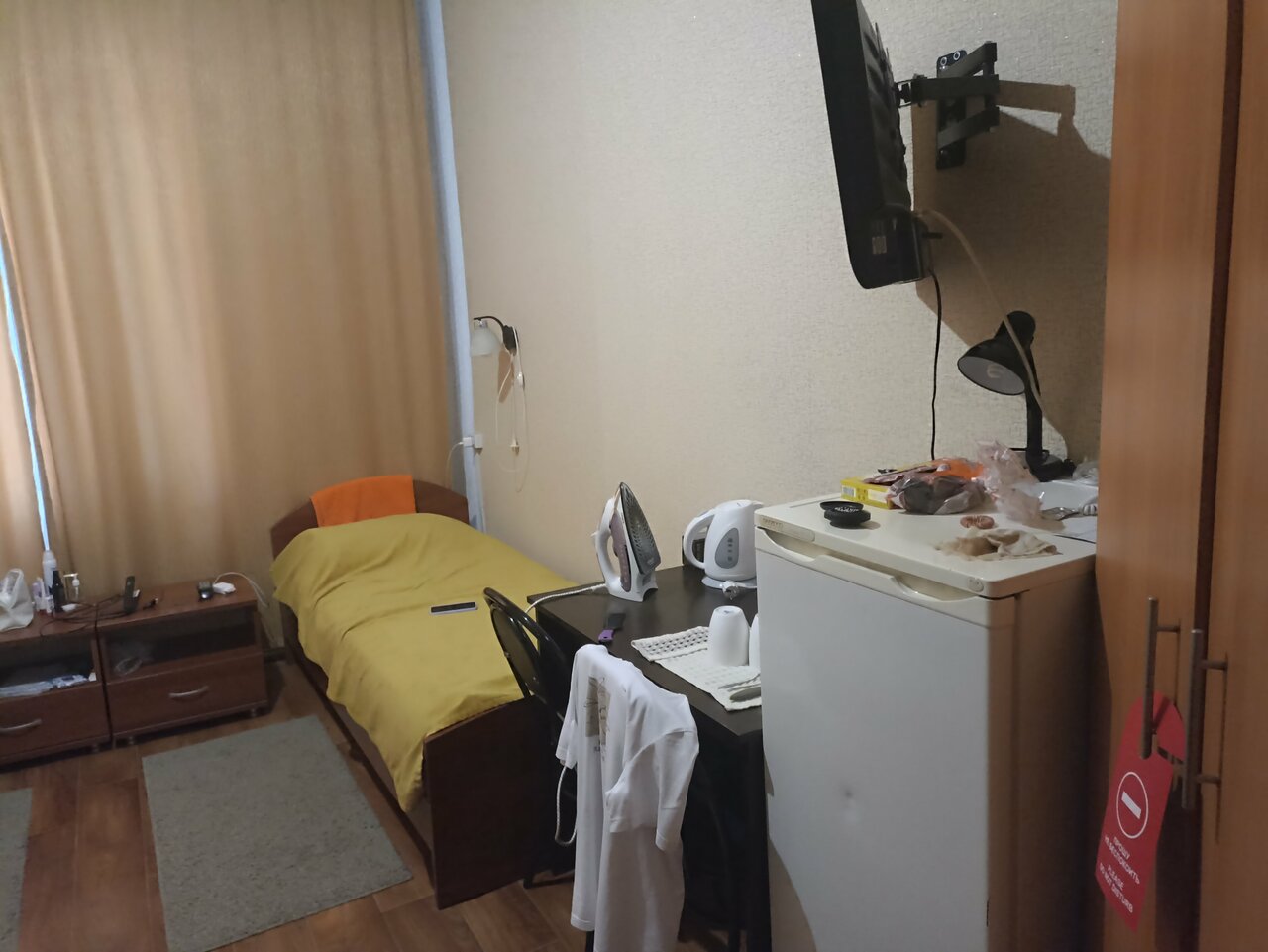 Гостиница Центральная Нижняя Тура-124