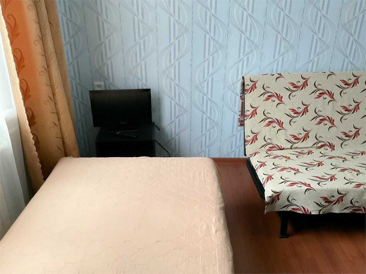 Гостиница Центральная Нижняя Тура