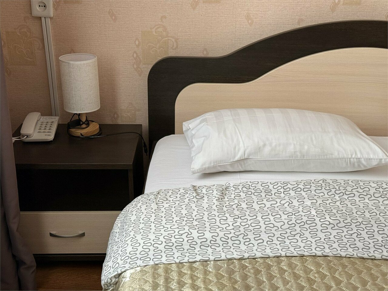 Гостиница Центральная Нижняя Тура