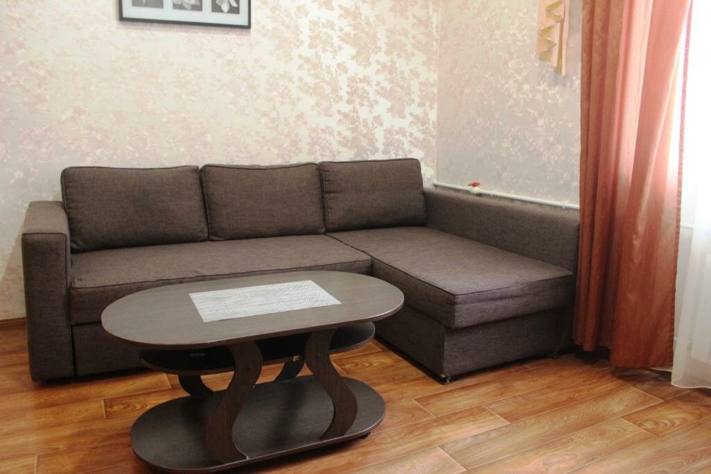 Гостиница Центральная Нижняя Тура-18