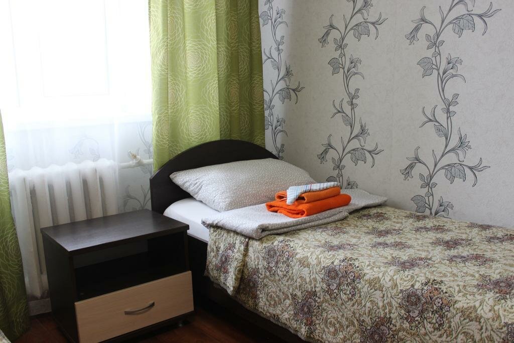 Гостиница Центральная Нижняя Тура-110