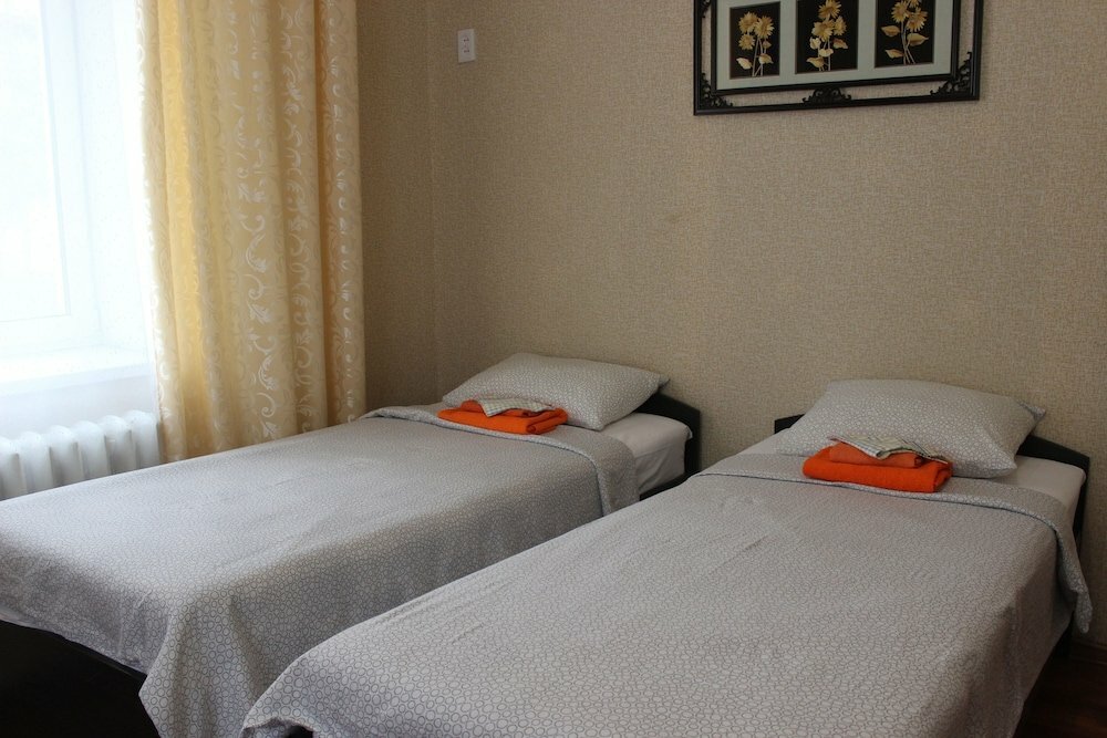 Гостиница Центральная Нижняя Тура-55