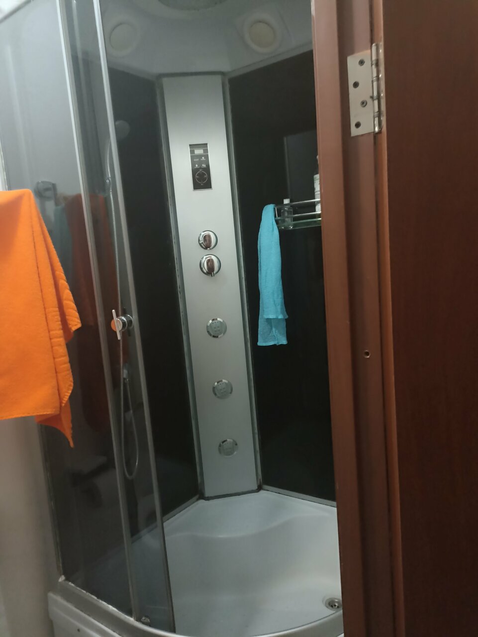 Гостиница Центральная Нижняя Тура-149