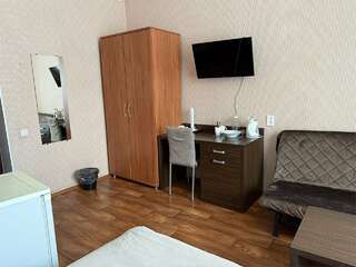 Гостиница Центральная Нижняя Тура Полулюкс с балконом-7