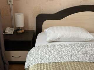 Гостиница Центральная Нижняя Тура Одноместный люкс-3