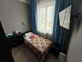 Гостиница Центральная Нижняя Тура Одноместный мини-стандарт (2-ой корпус)-1