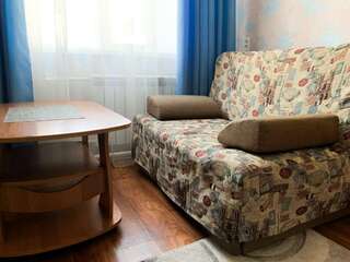 Гостиница Центральная Нижняя Тура Номер люкс с 2 односпальными кроватями-6