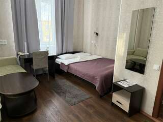 Гостиница Центральная Нижняя Тура Полулюкс-2