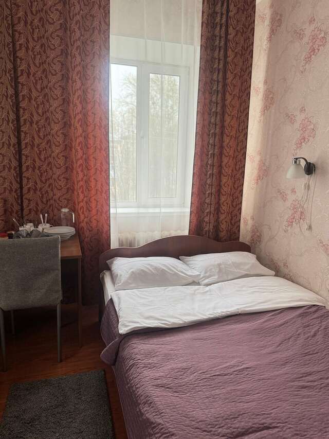 Гостиница Центральная Нижняя Тура-144