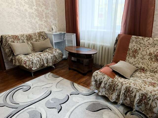 Гостиница Центральная Нижняя Тура-69