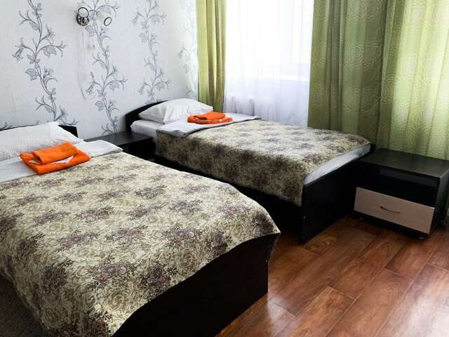 Гостиница Центральная Нижняя Тура-96