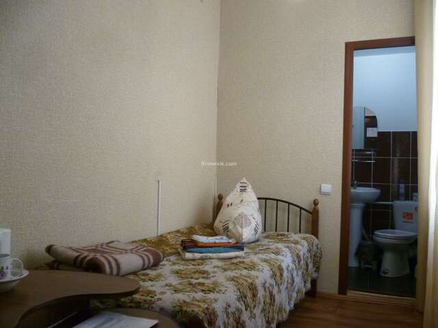 Гостиница Центральная Нижняя Тура-101