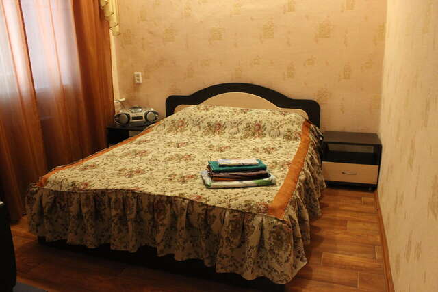 Гостиница Центральная Нижняя Тура-143