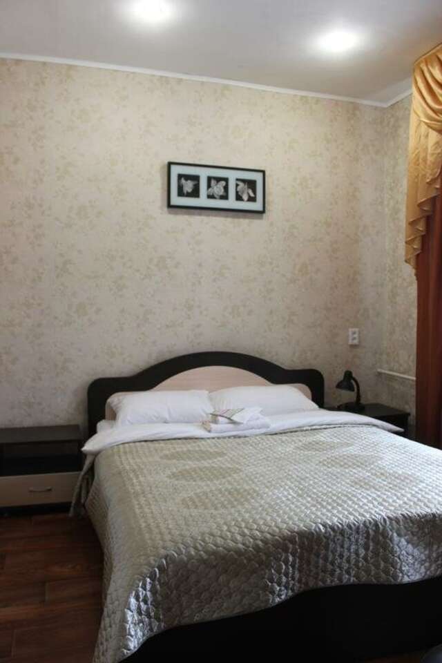 Гостиница Центральная Нижняя Тура-76